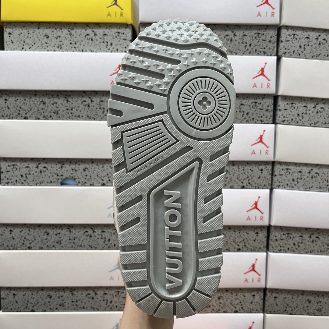 Louis Vuitton Trainer Maxi (White Grey) - Image 9