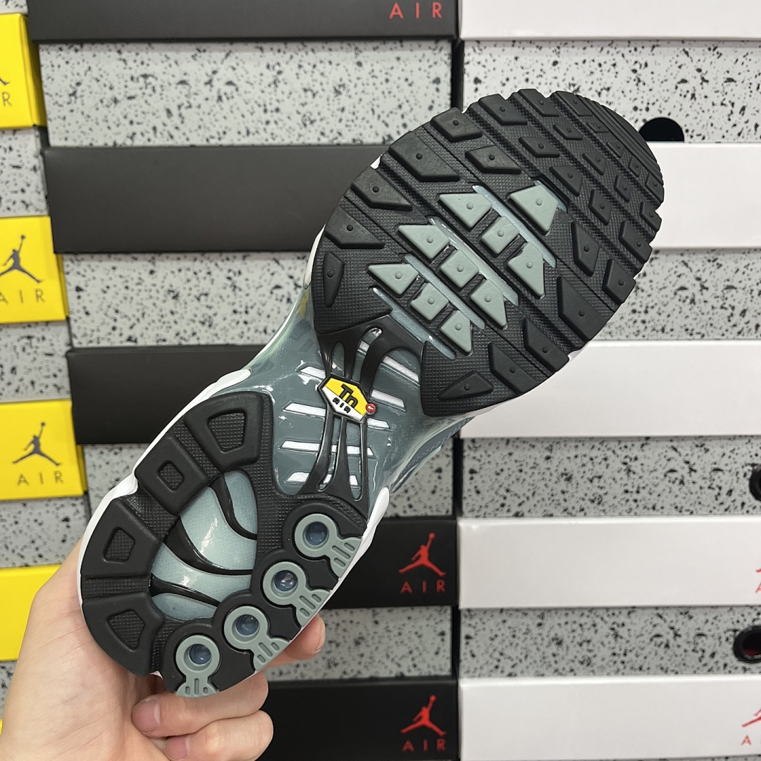 Nike Air Max Plus Origins Waterway - Image 3