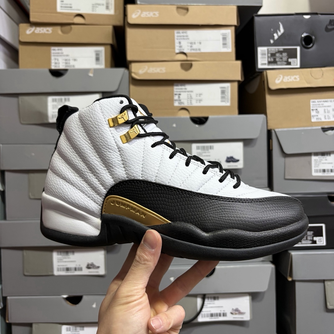 Nike Royalty Taxi - Image 8