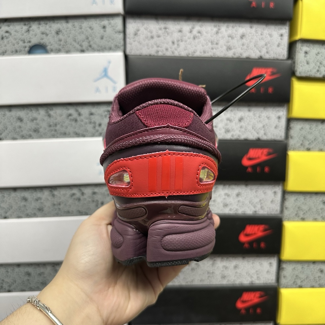 On Running Ozweego 3 Raf Simons Burgundy - Image 8