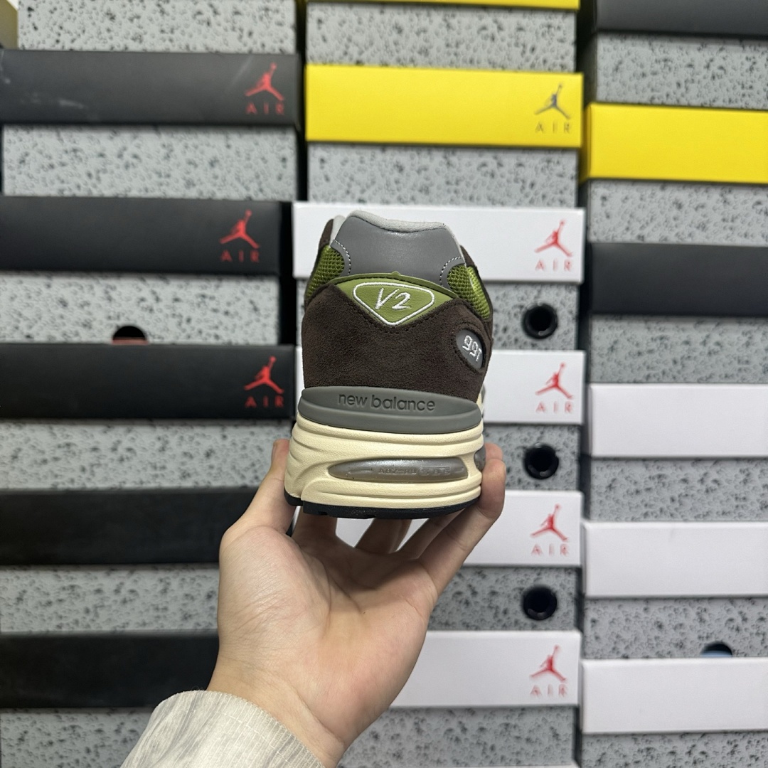 New Balance 991V2 MiUK DaniëLle Cathari X Kith Reverse Matcha - Image 5