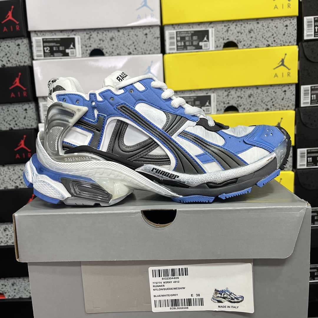 Balenciaga BLCG Runner 7.5