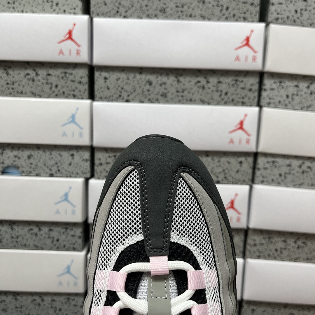 Nike Air Max 95 OG Big Bubble Pink Foam - Image 9