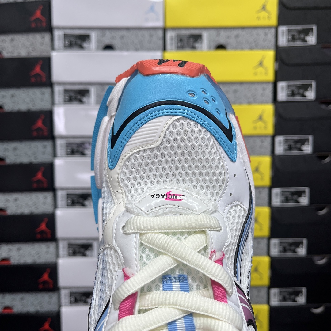 Balenciaga BLCG Runner 7.5 - Image 6