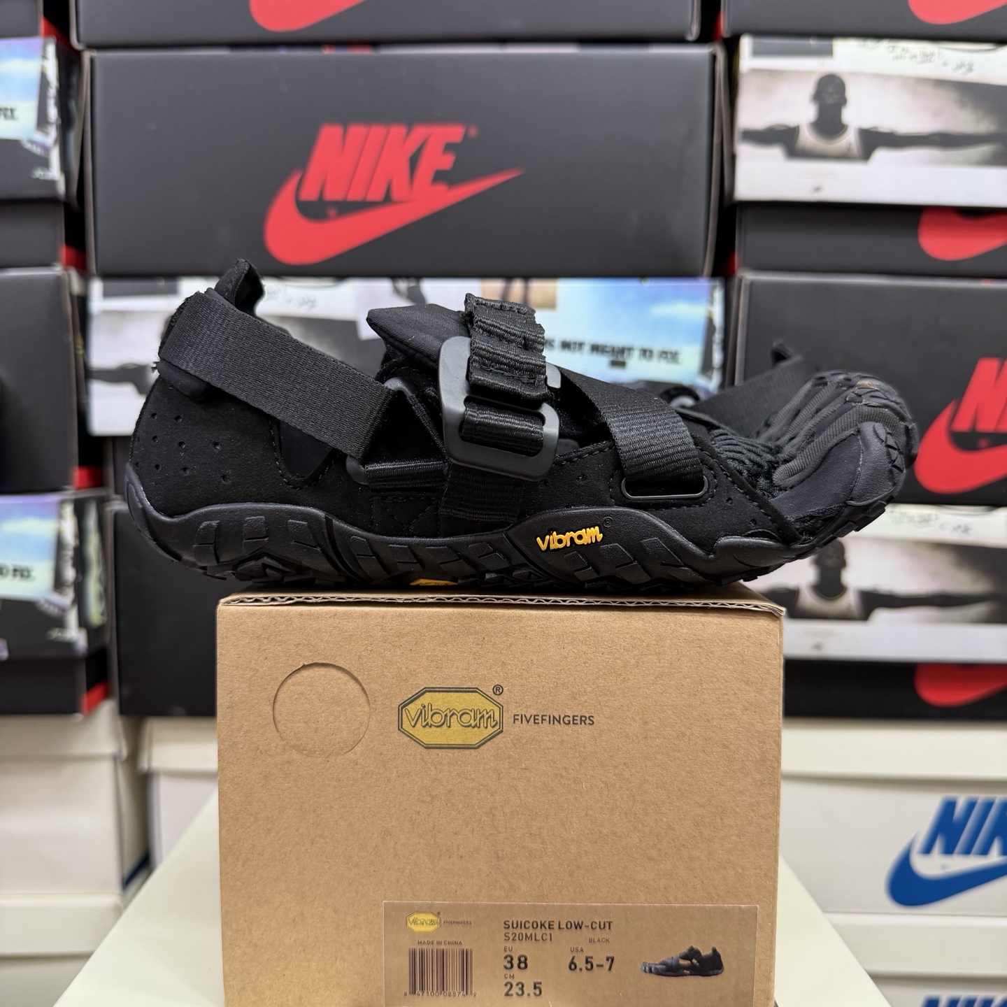 Suicoke Finger Chukka Boot - Image 10