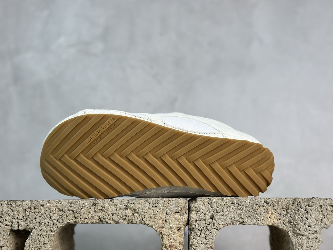 Bottega Veneta Orbit Surf Vapor 9166 - Image 6