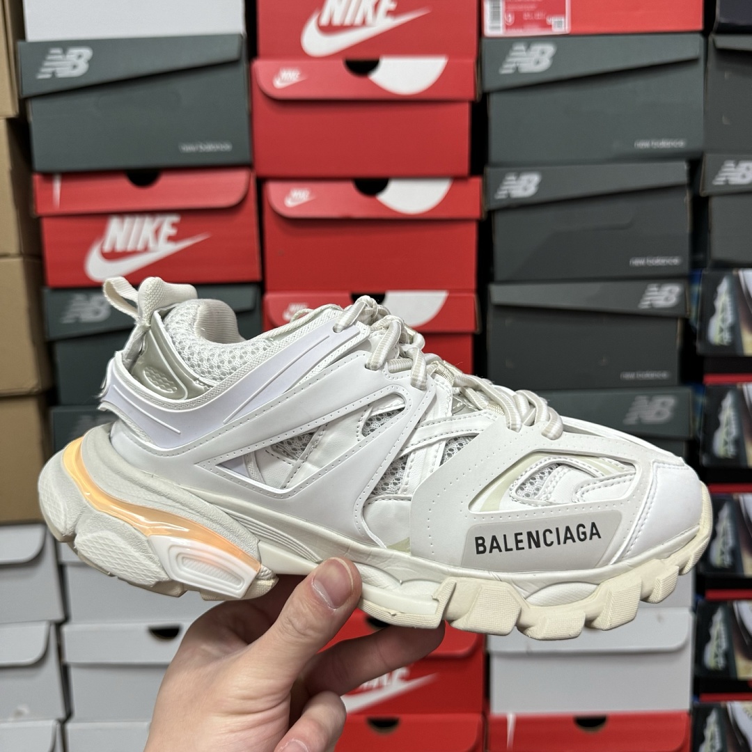 Balenciaga BLCG Track - Image 44