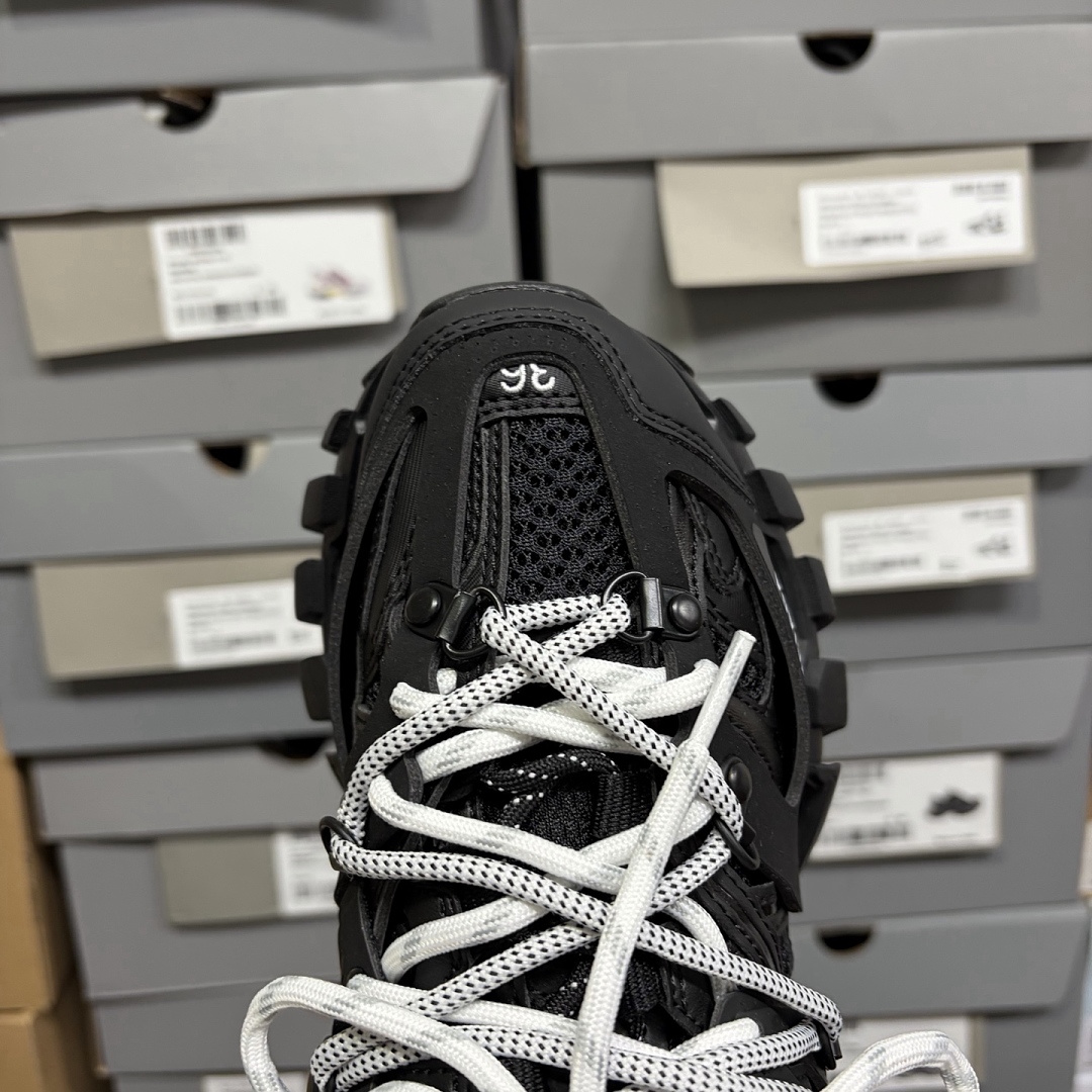 Balenciaga Track Trail Laces 3.0 - Image 9