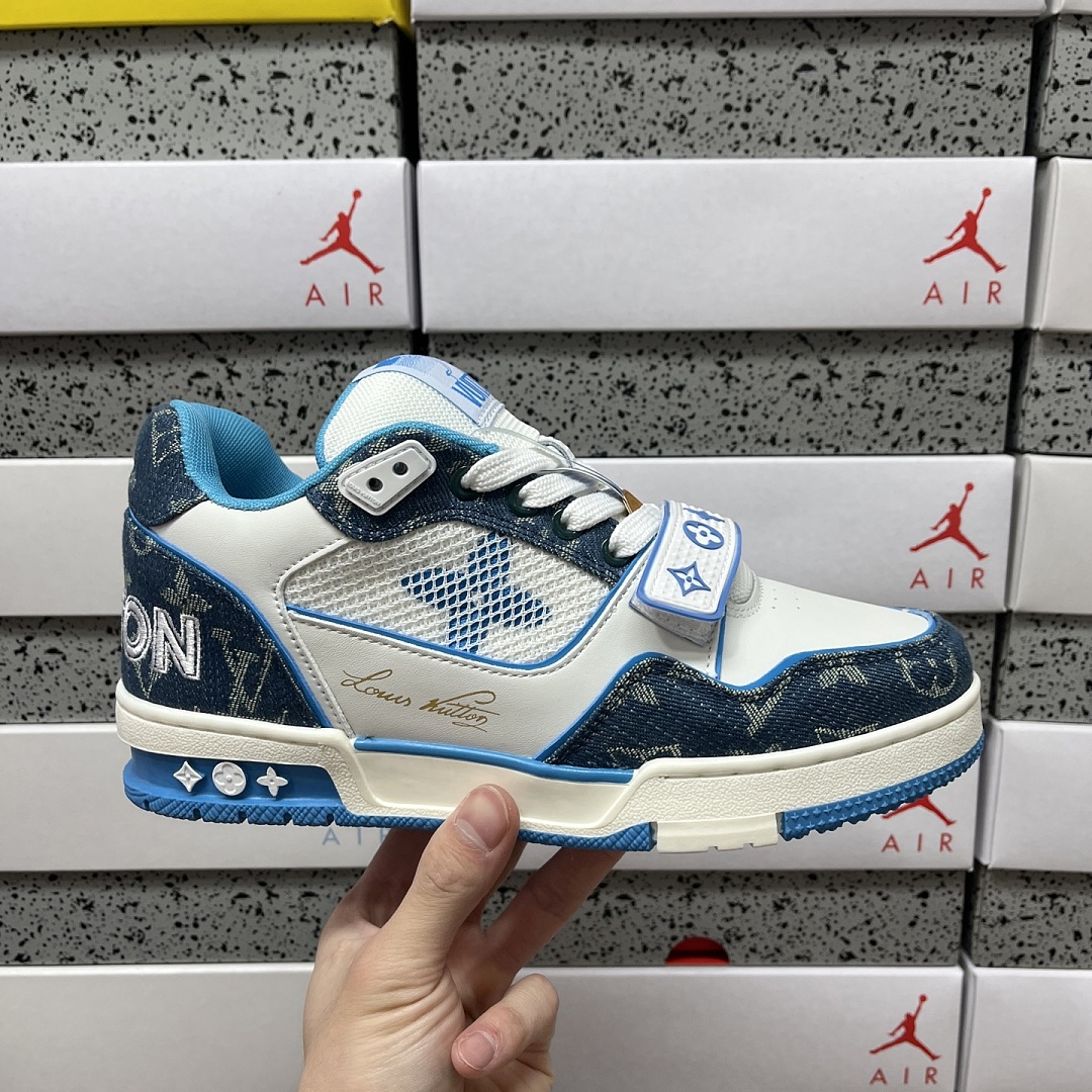 Louis Vuitton Trainer (White Blue) - Image 2