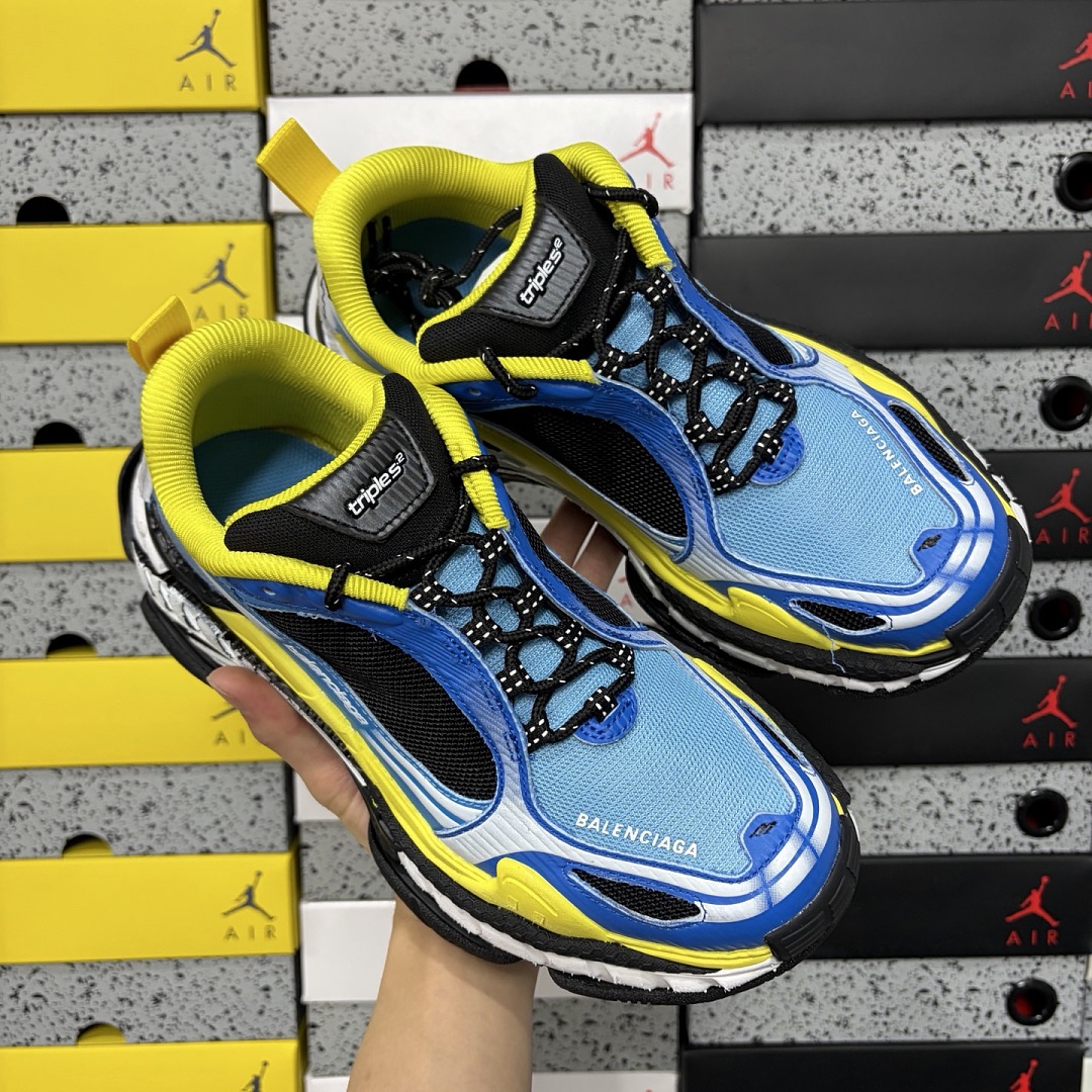 Balenciaga Triple S 2 - Image 10