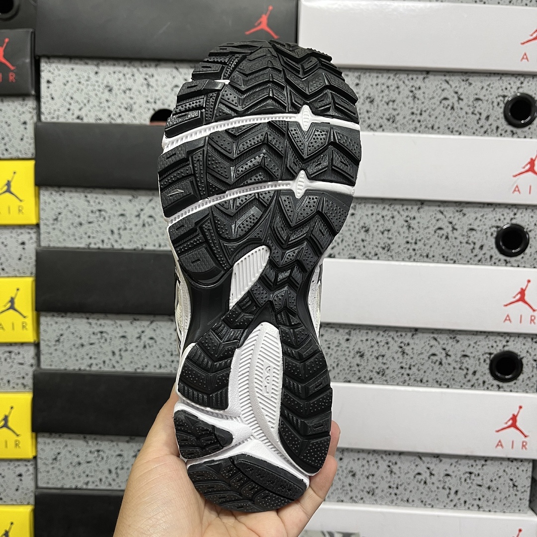 ASICS Gel-Kahana 8 1011B133-100 (White Black) - Image 5