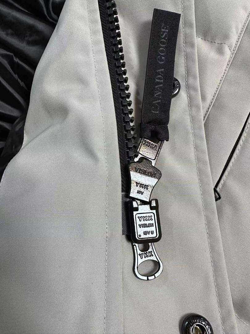 Canada Goose Wyndham Parka - Image 97