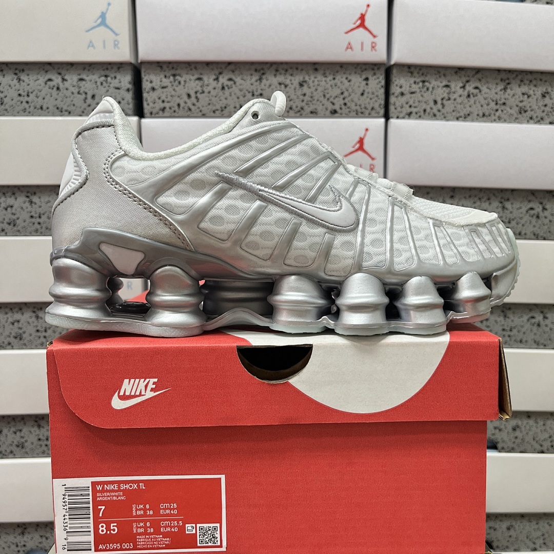 Nike Shox