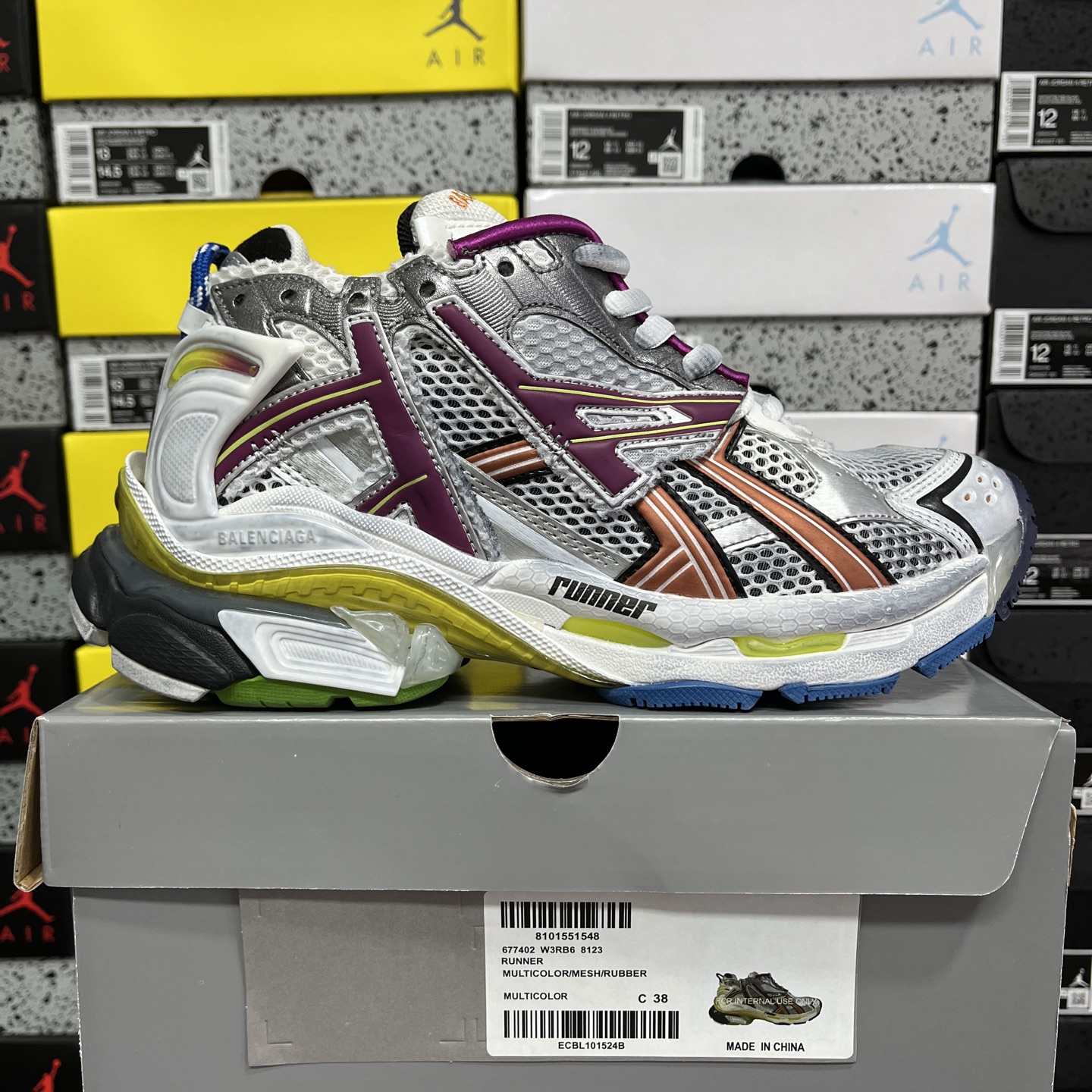 Balenciaga BLCG Runner 7 Gen - Image 11