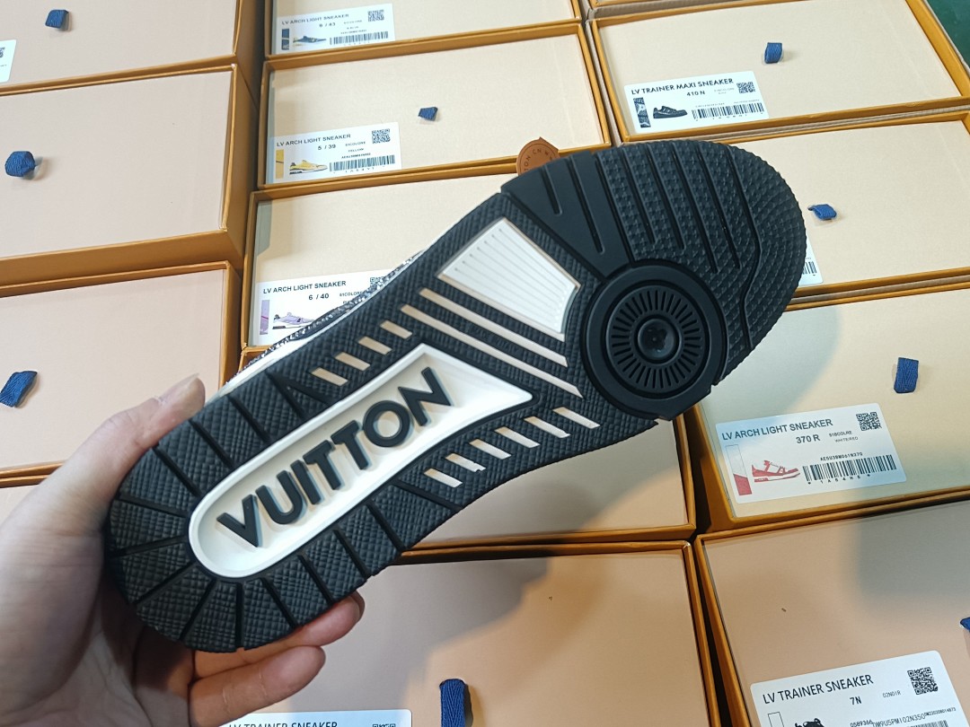 Louis Vuitton LV Trainer - Image 2