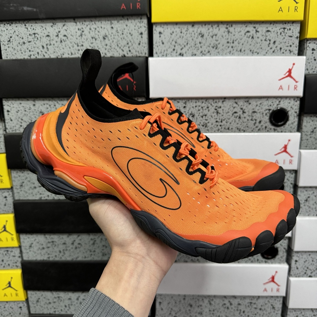 Balenciaga Anatomic Runner - Image 4