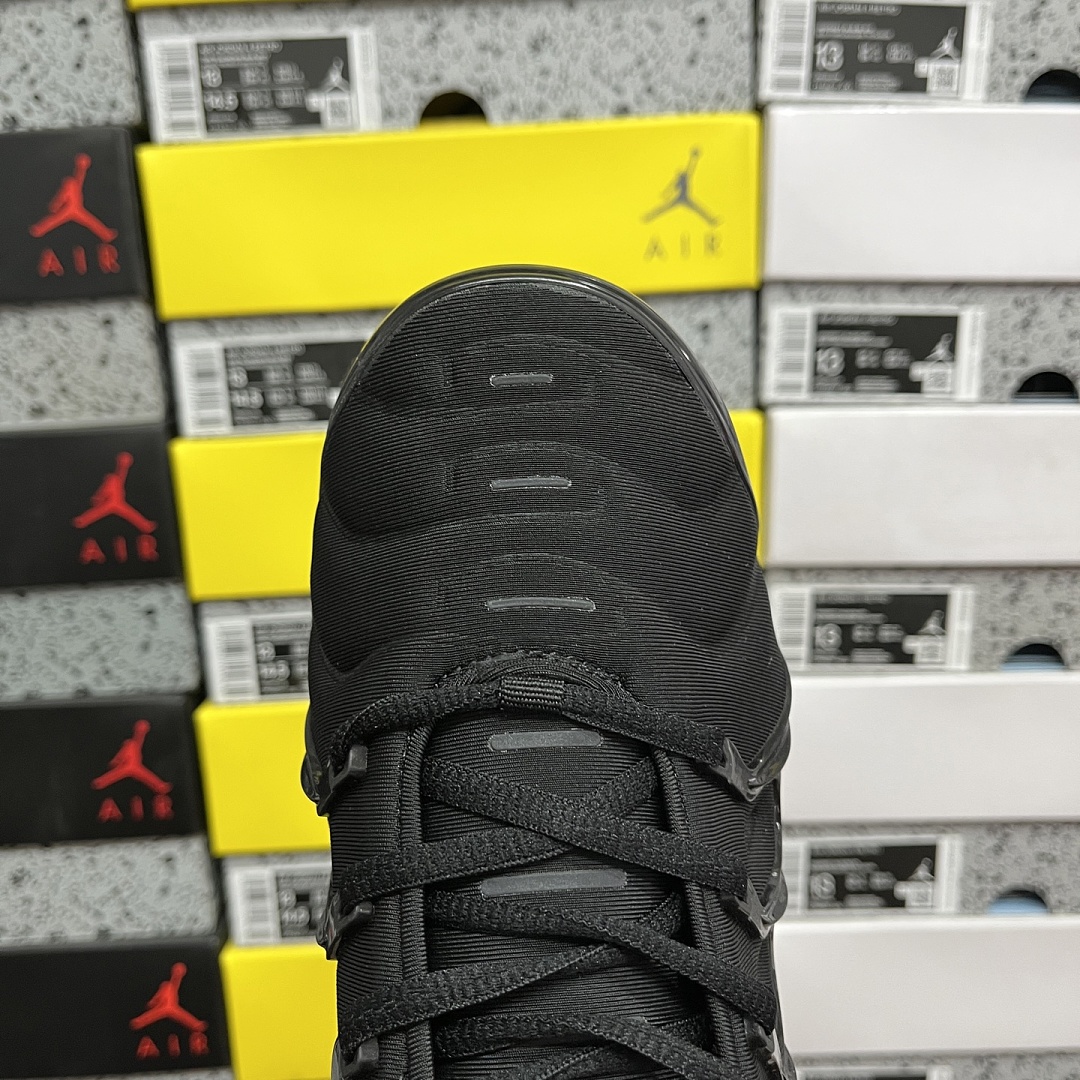 Nike Air VaporMax Plus - Image 2