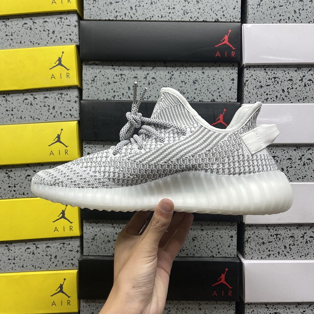 Adidas Yeezy Boost 350 V2 - Image 6