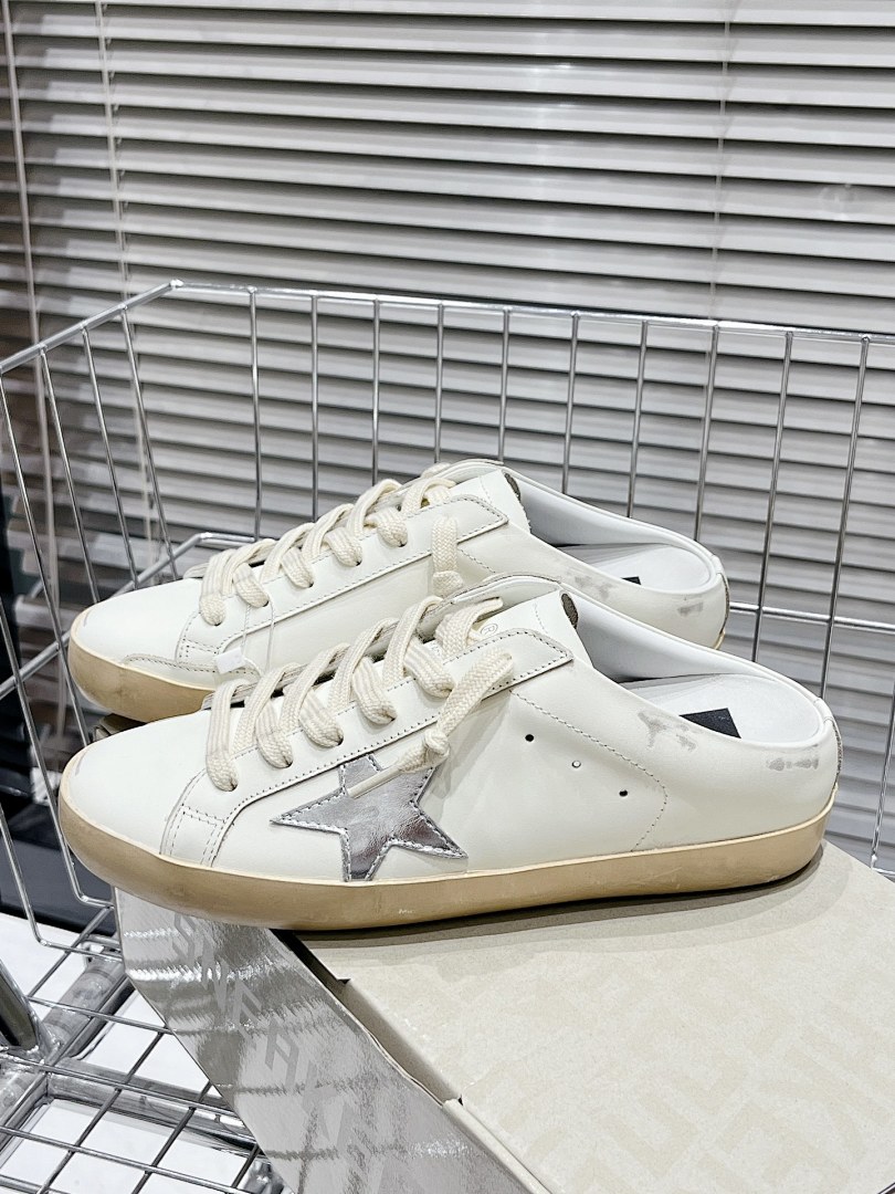 Golden Goose Deluxe Brand 21