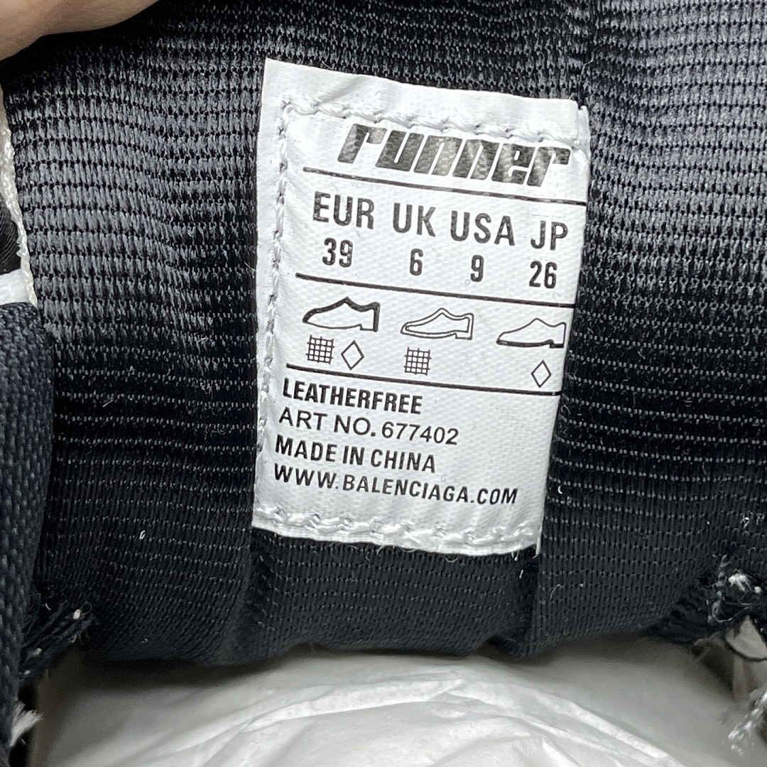 Balenciaga BLCG Runner - Image 59