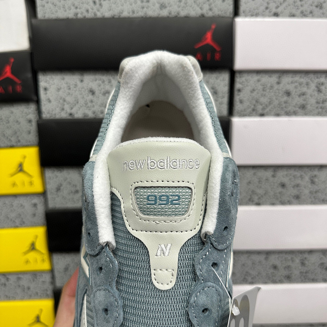 New Balance 992 MiUSA Kith Osaka Pack - Image 9