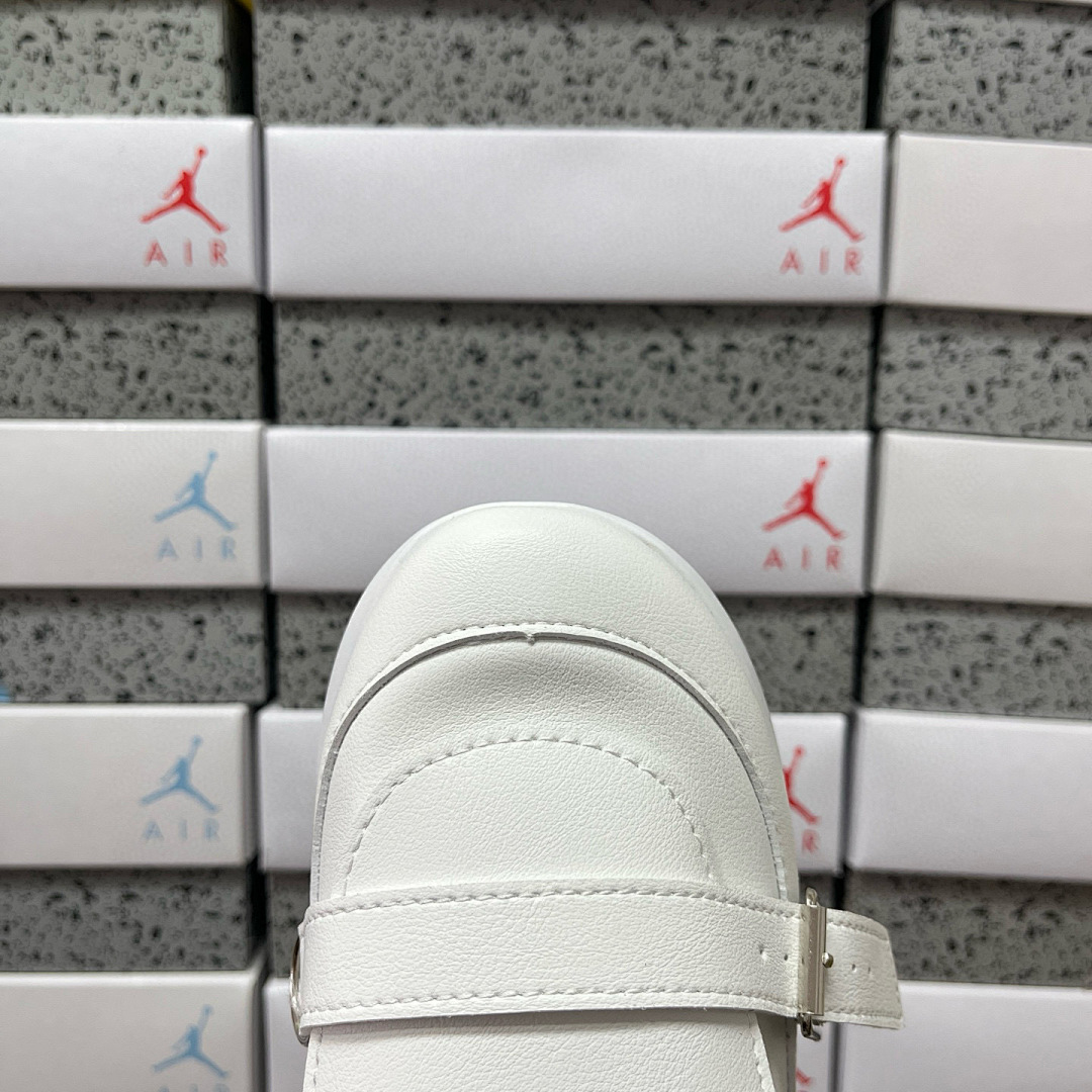 On Running Raf Simons Antei Low Top - Image 7