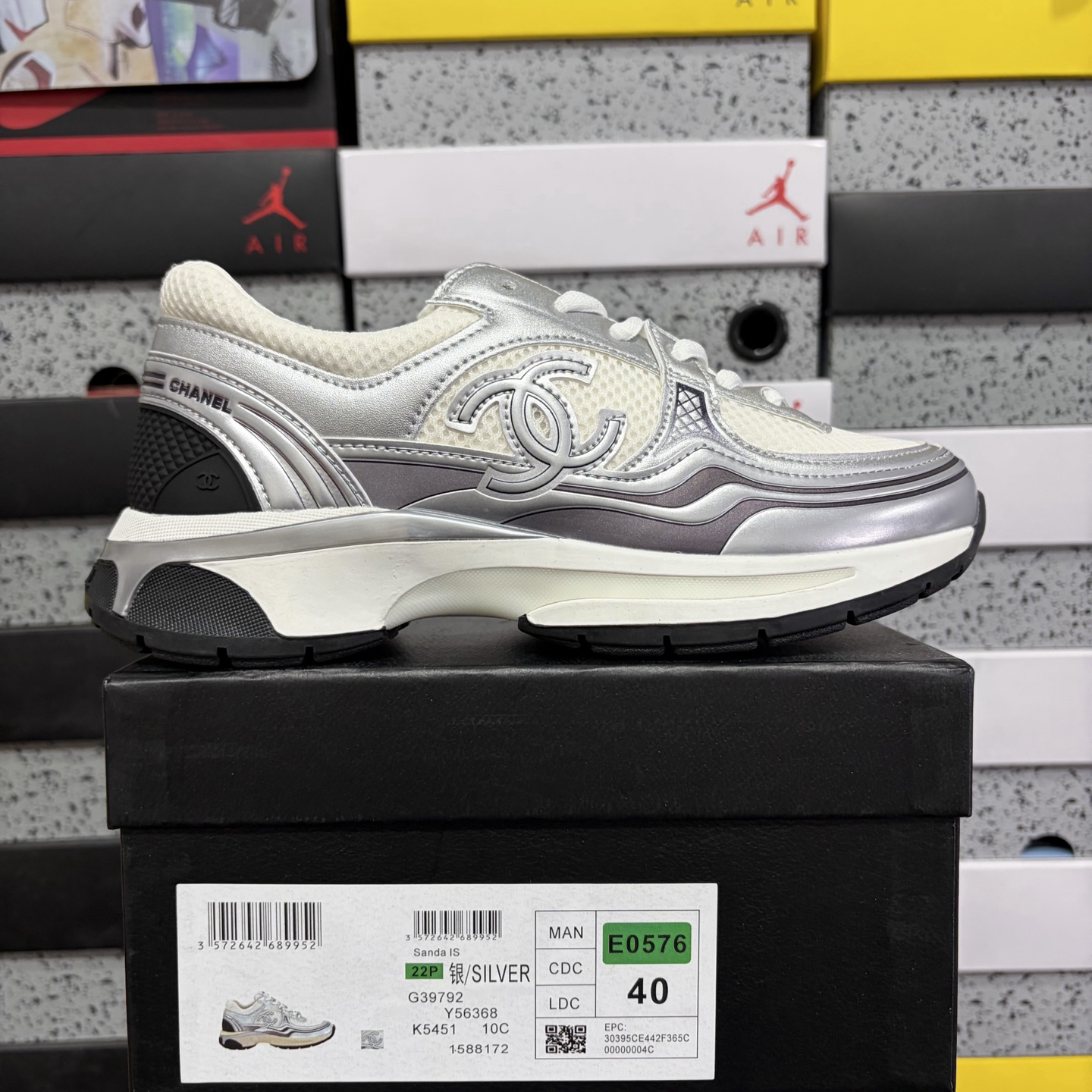 Chanel CC Runner White Silver K5451 / - Image 10