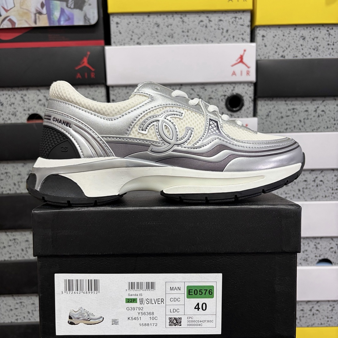 Chanel CC Runner White Silver K5451 /