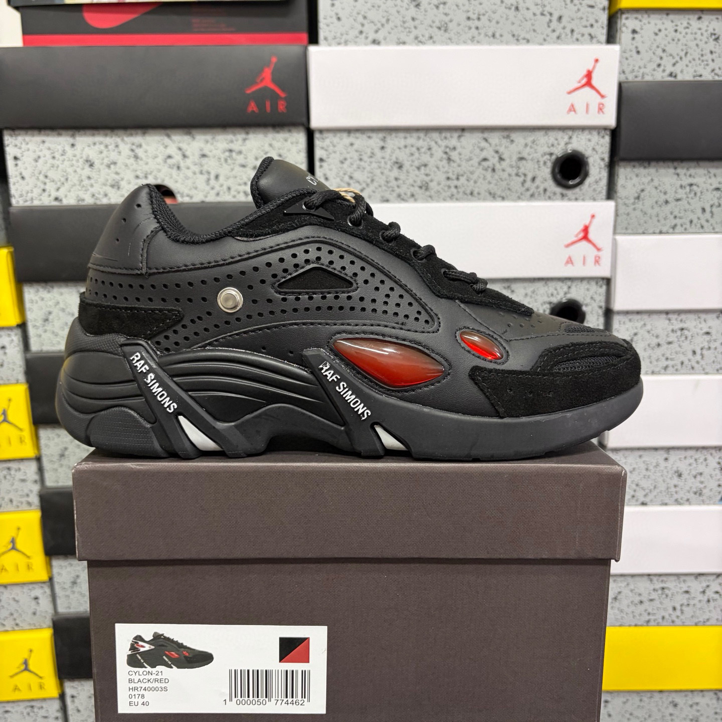 On Running Raf Simons Cylon-21 - Image 11