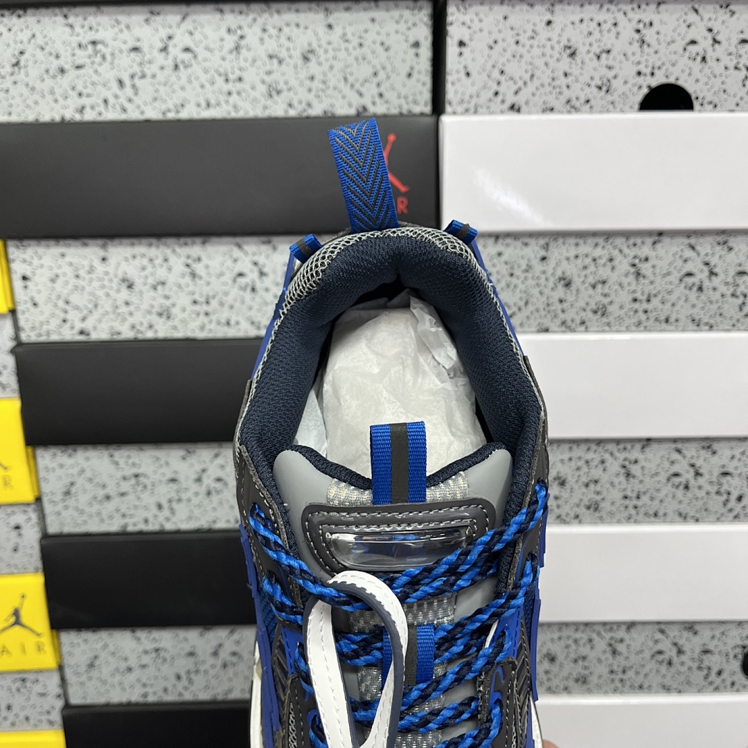 Off-White Be Right Back - Image 3
