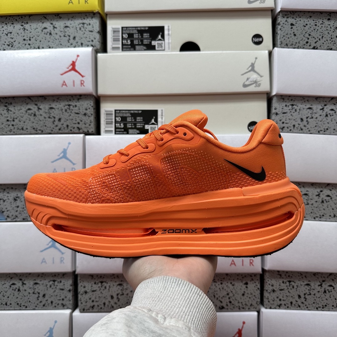 Nike Vomero Premium HQ2050-660 - Image 2