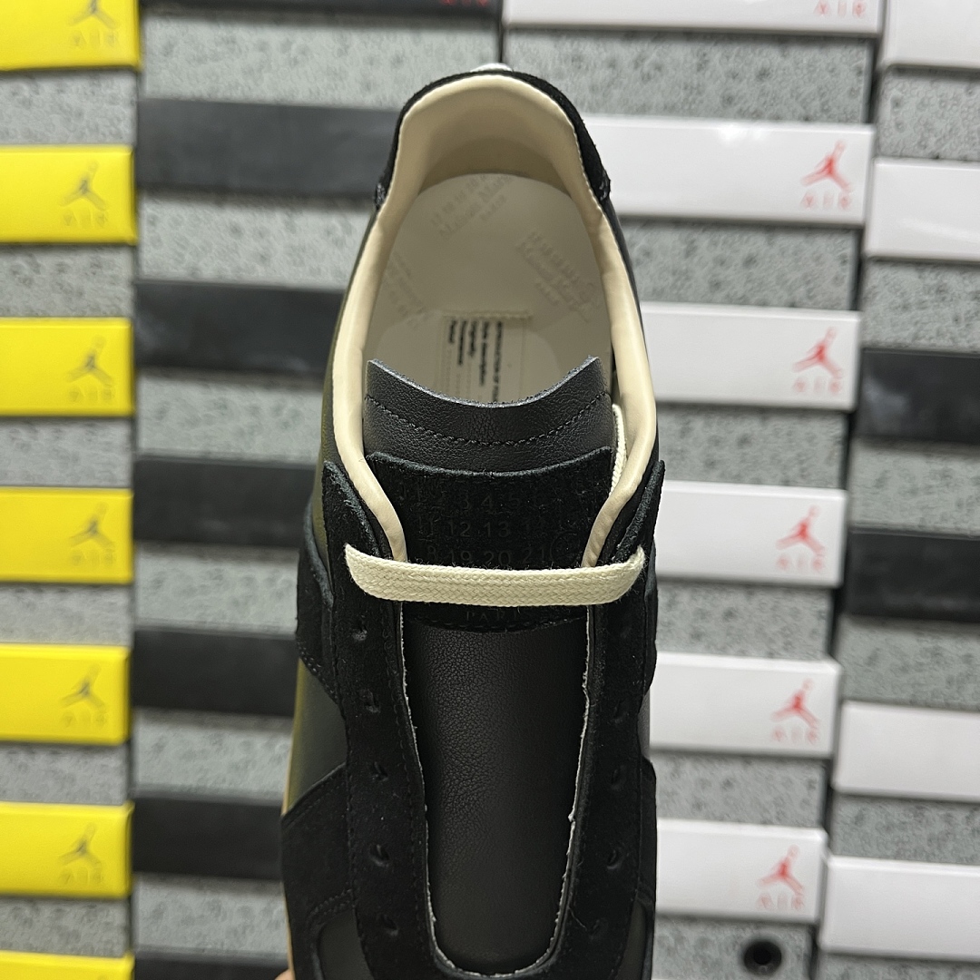 On Running Maison Margiela Replica Black Yellow P1895 - Image 5