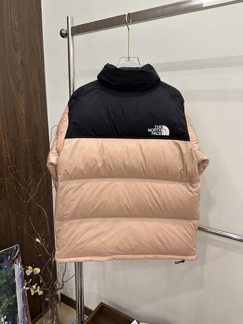 Chanel The North Face 1996 Retro Nuptse 700 Fill Packable Jacket - Image 120