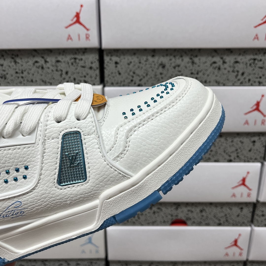 Louis Vuitton Trainer Rhinestone - Image 6