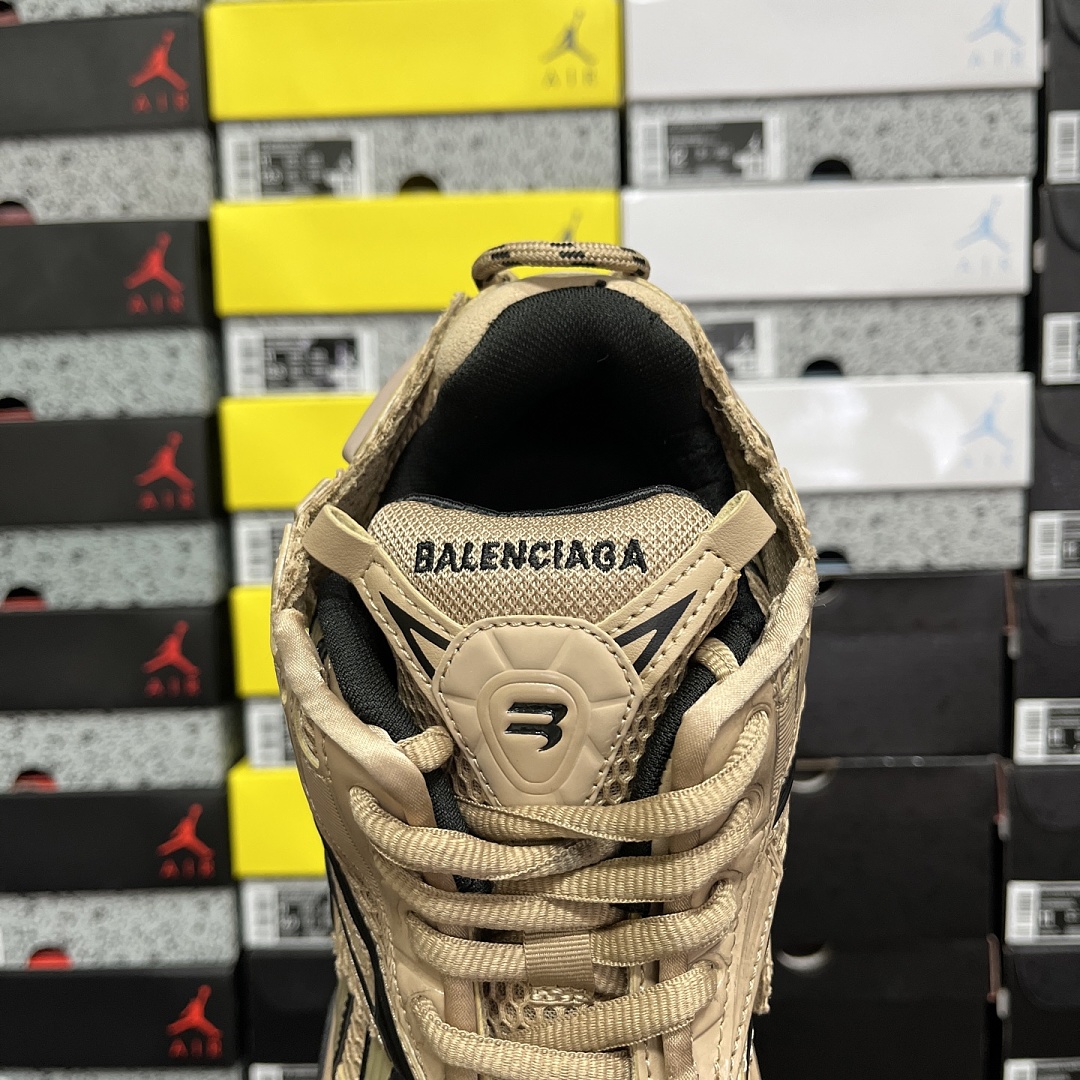 Balenciaga BLCG Runner 7.0 - Image 7