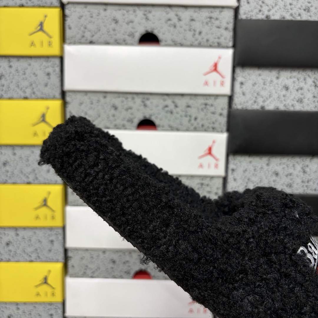 Balenciaga BLCG Furry Slide (Black) - Image 4