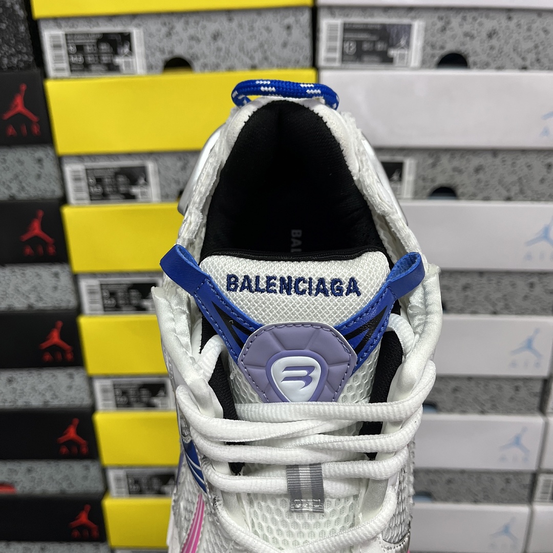 Balenciaga BLCG Runner 7.5 - Image 2