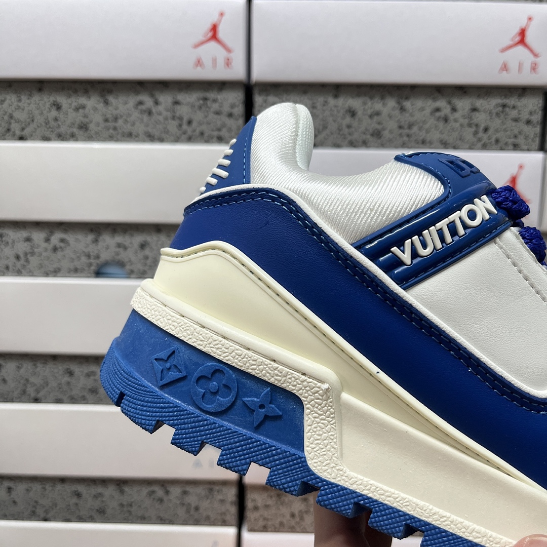 Louis Vuitton Trainer Maxi (Light Blue) - Image 2