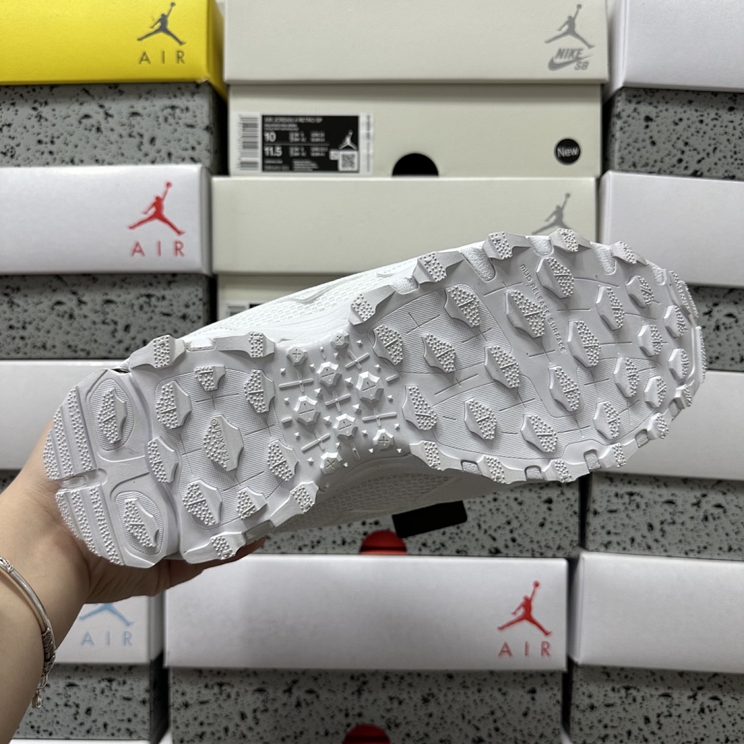 On Running Response Trail 2 Raf Simons - Image 5