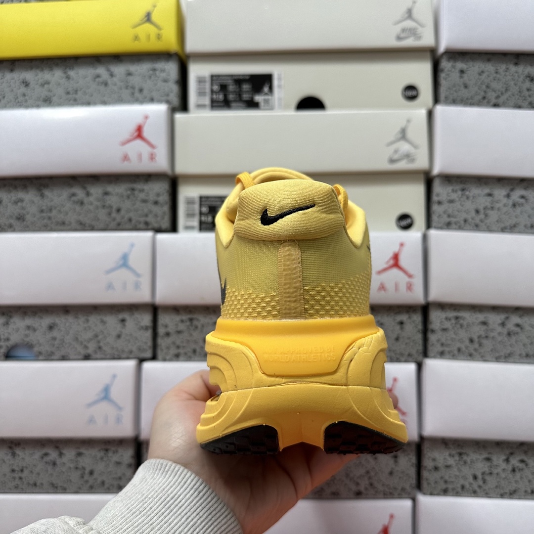Nike Vomero Premium HQ2050-012 - Image 10