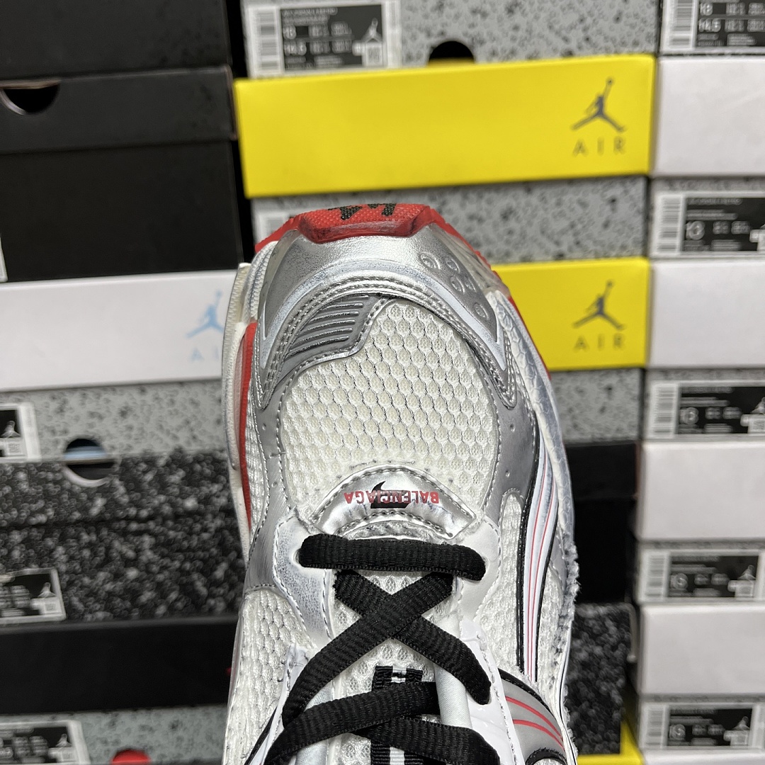 Balenciaga BLCG Runner 7.5 - Image 6