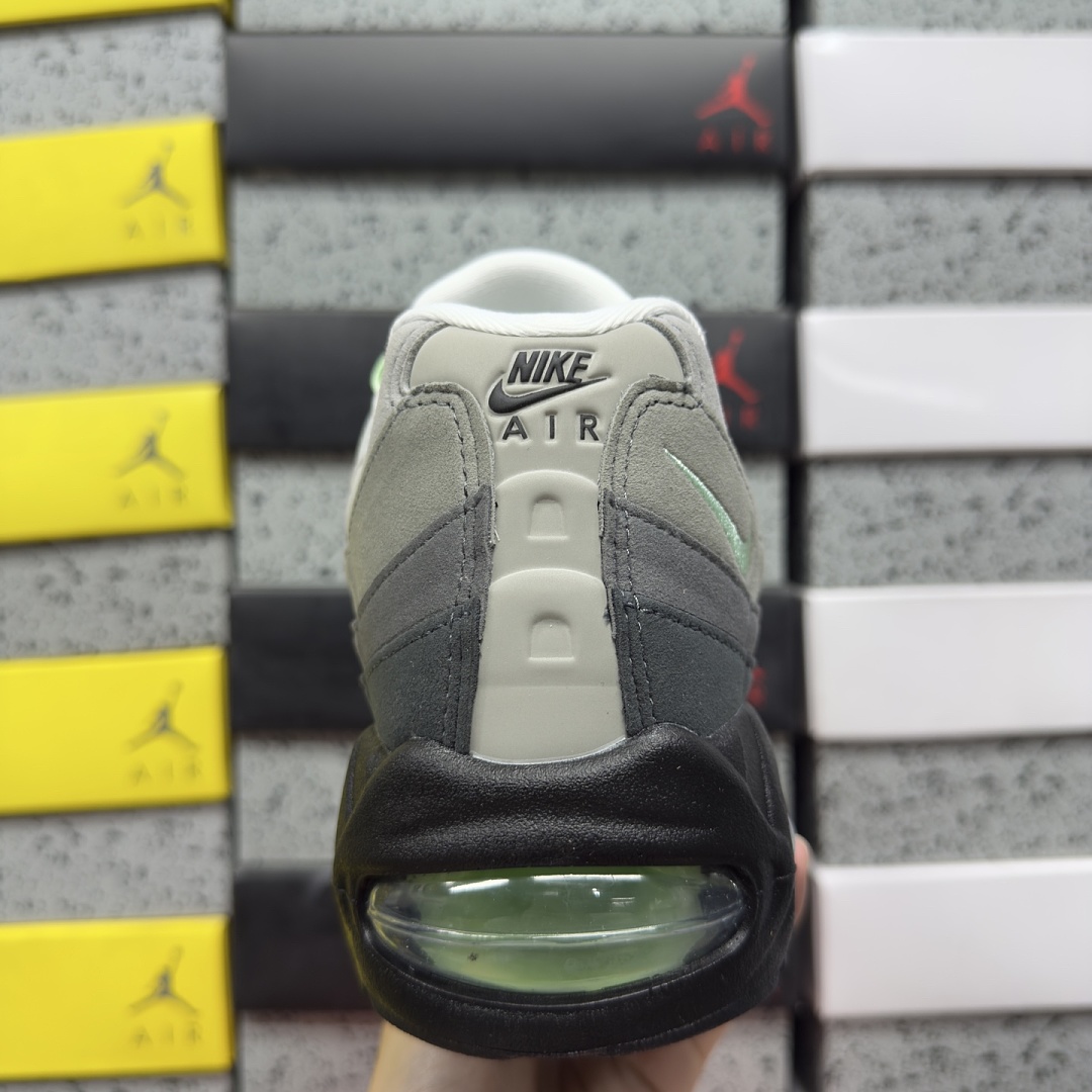 Nike Air Max 95 OG Big Bubble Fresh Mint - Image 5