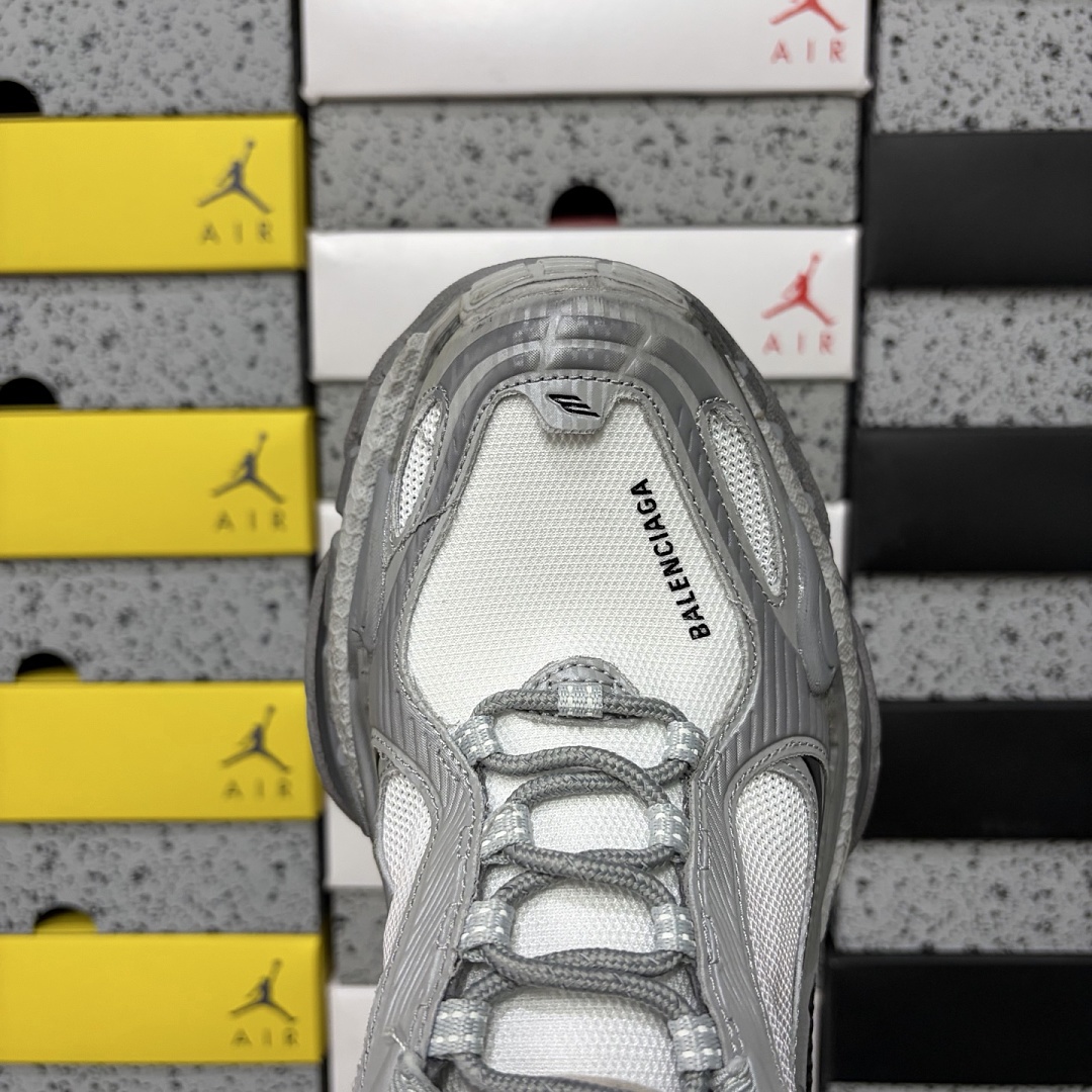 Balenciaga Triple S 2 - Image 10