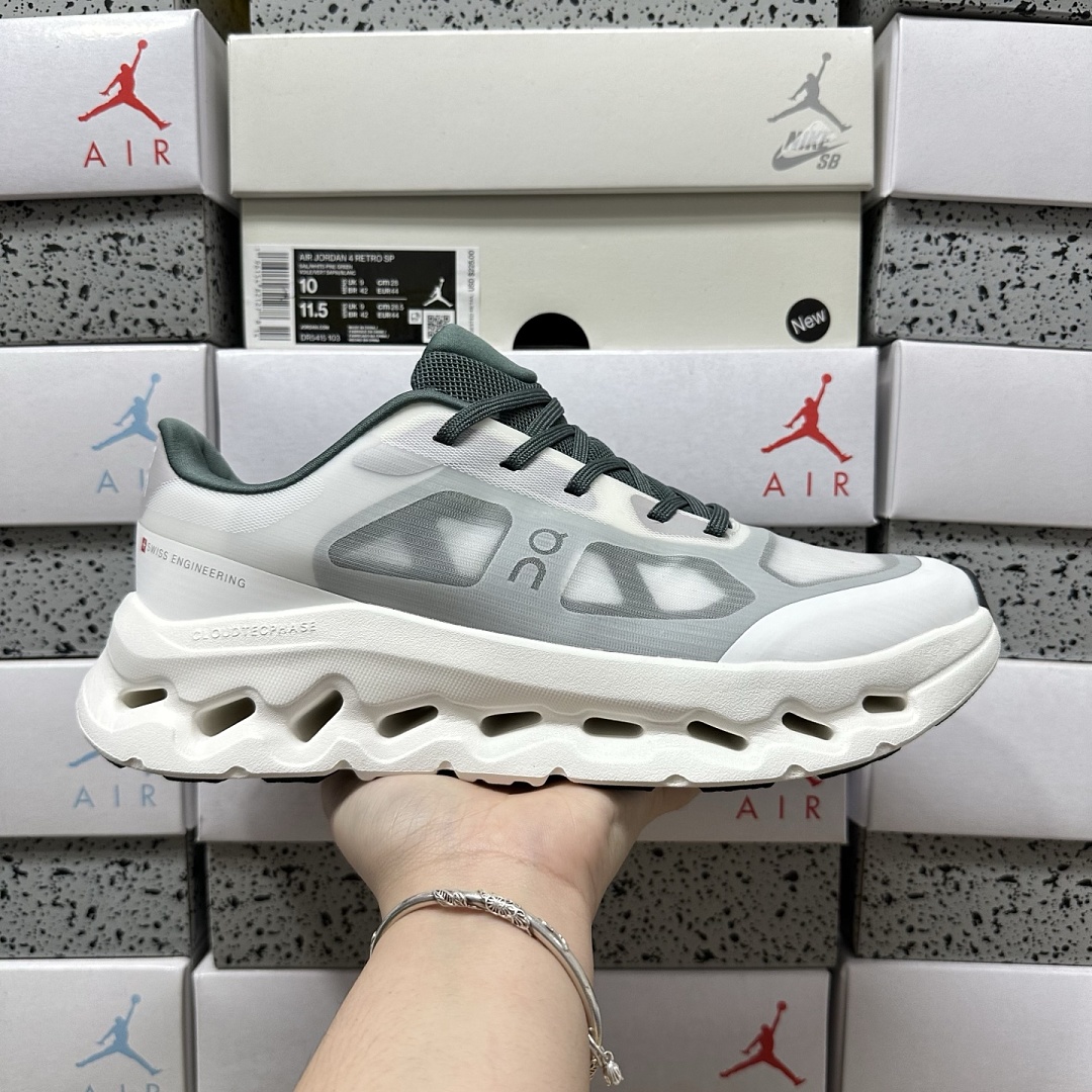 On Running Cloudtilt Remix Ivory (Olive) - Image 2