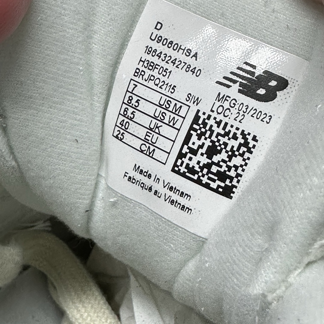New Balance 9060 - Image 4
