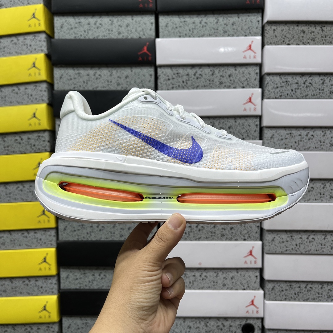 Nike Vomero Premium White Lapis Total (Orange) - Image 2