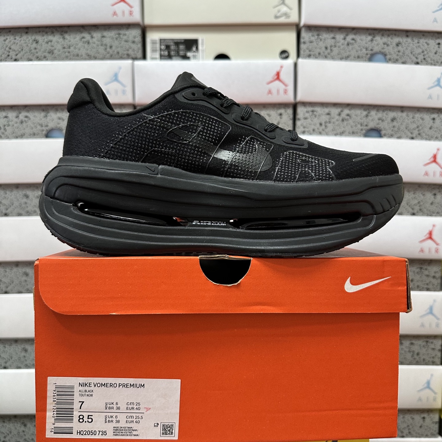 Nike Vomero Premium HQ2050-735 - Image 11
