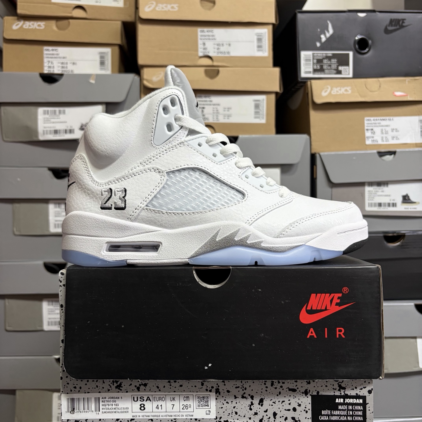 Nike White Metallic - Image 11
