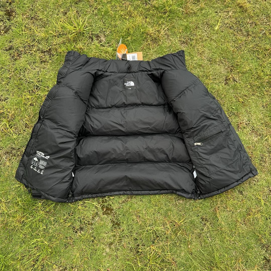 The North Face TNF 1996 Retro Nuptse 700 Fill Packable Jacket - Image 93