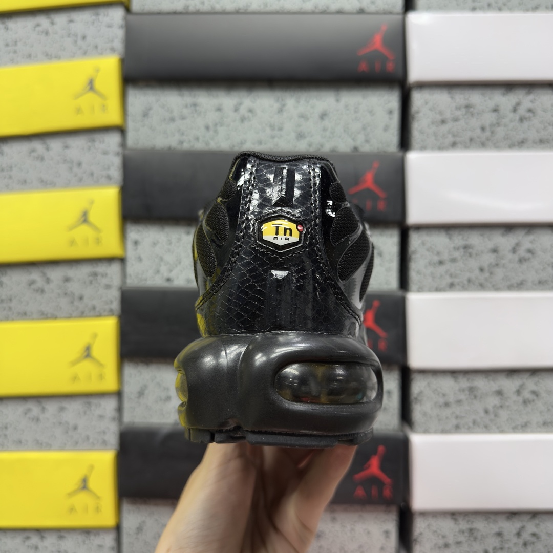 Nike Air Max Plus 852630-001 - Image 3